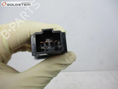 Switch HYUNDAI TERRACAN (HP) 2.9 CRDi 4WD | BP13762420I30 