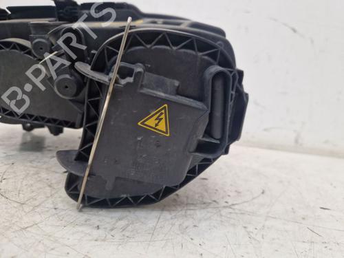 Right headlight VW TOURAN (1T1, 1T2) 2.0 TDI | BP23762198C29 