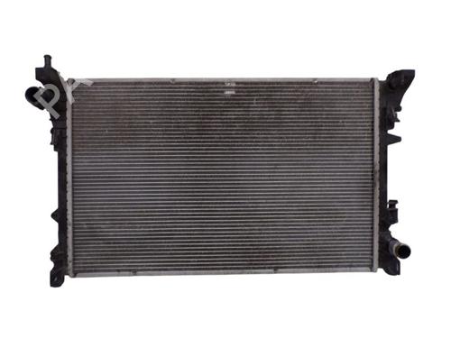 Used Water radiator Water radiator 37143071 37143071
