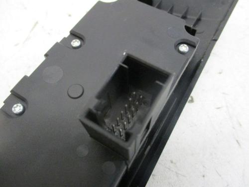 Headlight switch BMW 5 Touring (E61) 530 d | BP18800637I24 