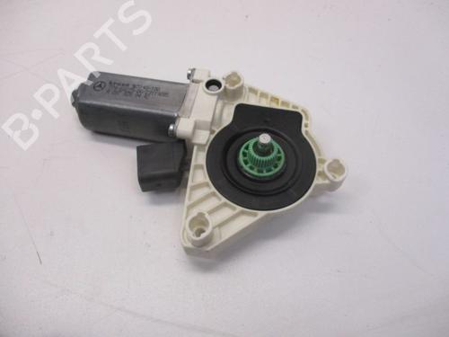 Used Right front window motor MERCEDES-BENZ E-CLASS Coupe (C207) E 350 CDI (207.322) (231 hp) 18804032