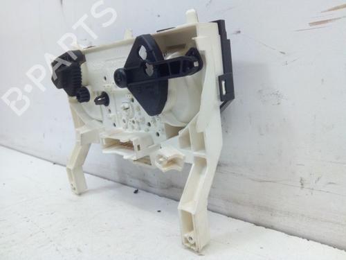 Climate control OPEL VIVARO A Van (X83) 2.5 DTI (F7) | BP31701882I5 