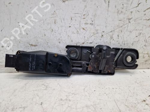 Used Tailgate lock SKODA SUPERB II (3T4) 2.0 TDI (140 hp) 27362402