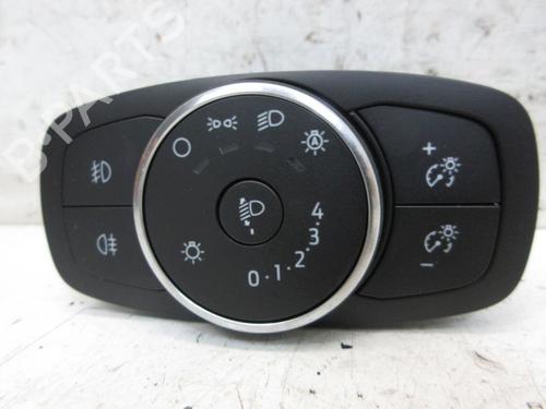 Used Headlight switch Headlight switch 37121735 37121735