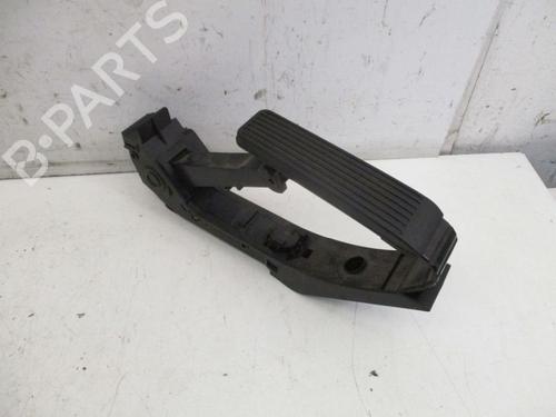Pedal Pedal MERCEDES-BENZ S-CLASS (W220, V220) S 320 CDI (220.026, 220.126) (197 hp) 37123878 37123878