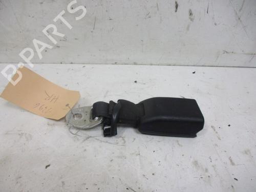 seat-buckle-toyota-aygo-_b4_-2014-37115615 main image