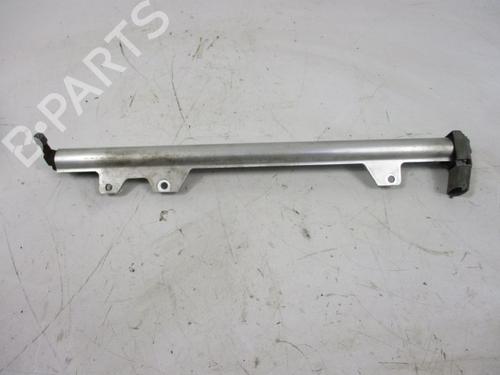 Used Injection rail VOLVO XC90 I (275) 2.5 T AWD (209 hp) 18795471