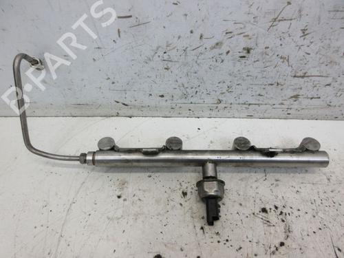 Used Injection rail Injection rail 29091812 29091812