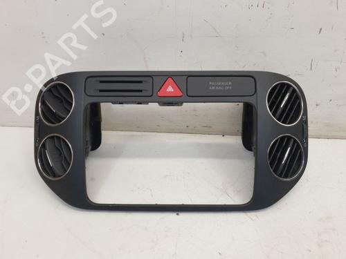 Air vent VW GOLF PLUS V (5M1, 521) 1.6 FSI | BP33908051I21 - Image 2