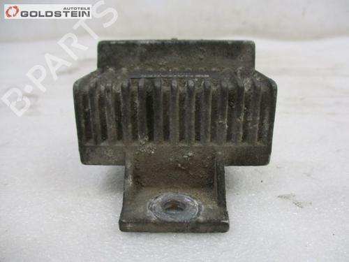 electronic-module-opel-vivaro-a-bus-x83-2001-2002-2003-2004-2005-2006-2007-2008-2009-2010-2011-2012-2013-2014-2015-32661046 main image