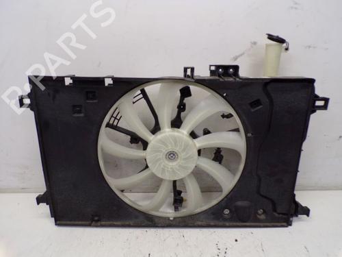 Used Fan TOYOTA YARIS (_P21_, _PA1_, _PH1_) 1.5 Hybrid (MXPH10, MXPH11) (116 hp) 29099348