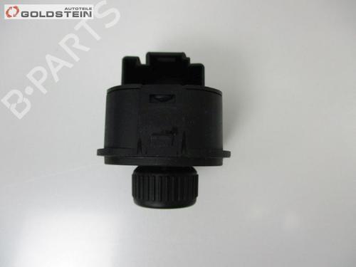 Mirror switch VW GOLF V (1K1) 1.9 TDI | BP37097771I25 - Image 2