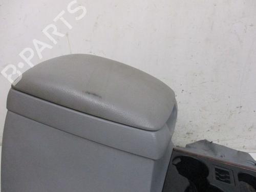 Middle console KIA SORENTO I (JC) 2.5 CRDi 4WD | BP37115871I22 - Image 3