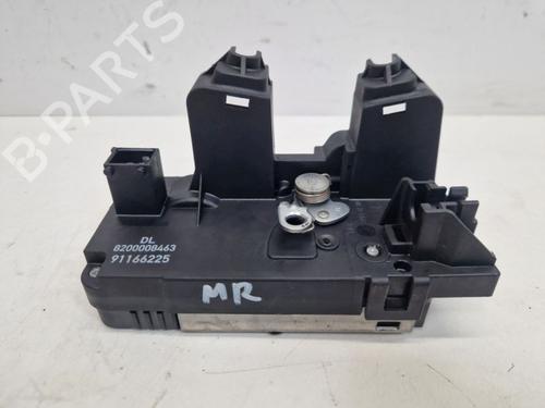 Used Front right lock OPEL VIVARO A Bus (X83) 1.9 DTI (F7, J7, A07) (101 hp) 32101114