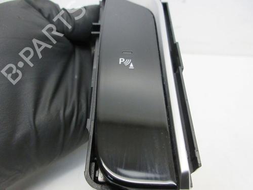 Switch BMW 5 (G30, F90) 520 i | BP22387148I30 