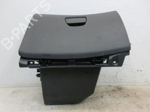 Used Glove box PEUGEOT 208 I (CA_, CC_) 1.4 VTi (95 hp) 21137230
