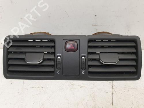 air-vent-volvo-xc90-i-275-2002-2003-2004-2005-2006-2007-2008-2009-2010-2011-2012-2013-2014-2015-37144427 main image