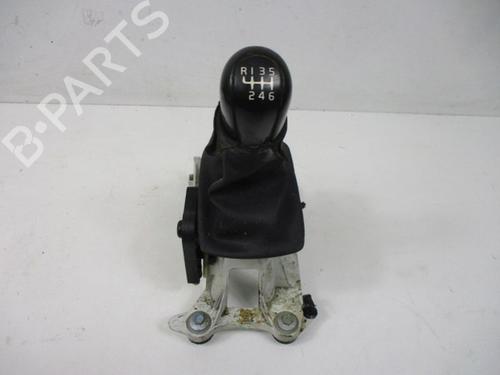Used Shift knob VOLVO V50 (545) 2.0 D (136 hp) 24645352