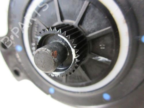 Left front window motor KIA CEE'D Hatchback (ED) 1.6 CRDi 115 | BP37125155E21 - Image 4