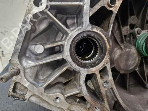 Gearbox DACIA DUSTER (HS_) 1.6 16V 4x4 | BP35947751M3 - Image 2