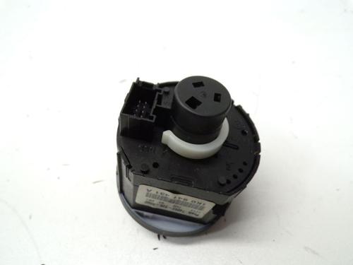 Headlight switch VW GOLF PLUS V (5M1, 521) 2.0 TDI 16V | BP37117663I24 - Image 4