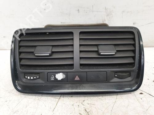 Bocchetta di aerazione Bocchetta di aerazione OPEL MERIVA B MPV (S10) 1.4 (75) (120 hp) 33907711 33907711