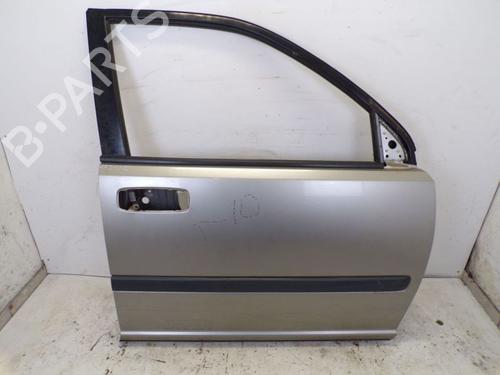 Used Right front door NISSAN X-TRAIL I (T30) 2.2 dCi 4x4 (136 hp) 26647743