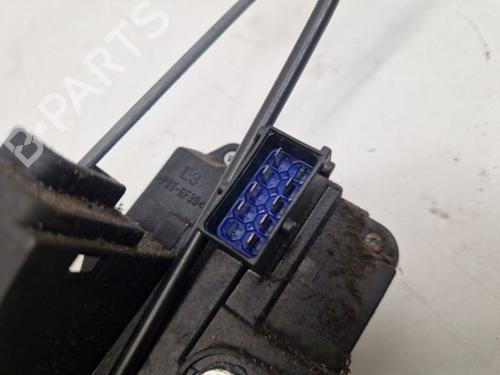 Front left lock OPEL VIVARO A Bus (X83) 1.9 DTI (F7, J7, A07) | BP32101116C98 