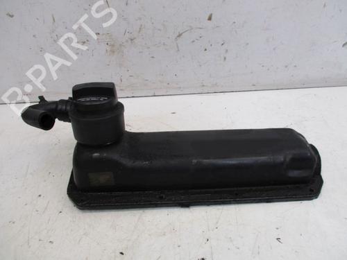 Used Valve cover VW NEW BEETLE (9C1, 1C1) 2.0 (115 hp) 29088646