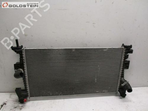 Used Water radiator Water radiator 37095889 37095889