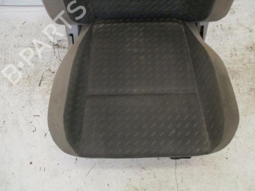 Right front seat NISSAN X-TRAIL I (T30) 2.2 dCi 4x4 | BP18803567C16 