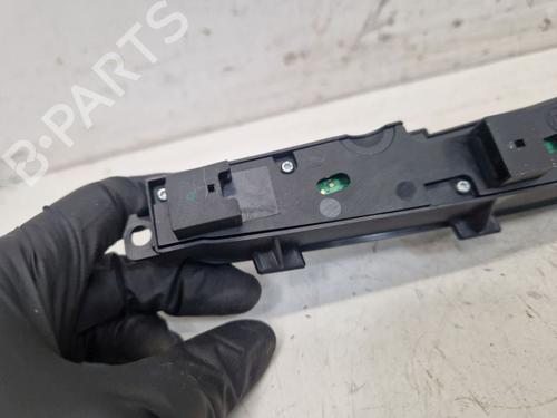 Switch BMW X3 (F25) xDrive 20 d | BP29102189I30 