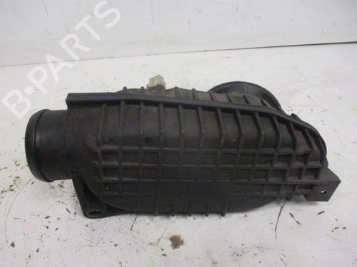 Air filter box LAND ROVER DISCOVERY III (L319) 2.7 TD 4x4 | BP18795944M87 