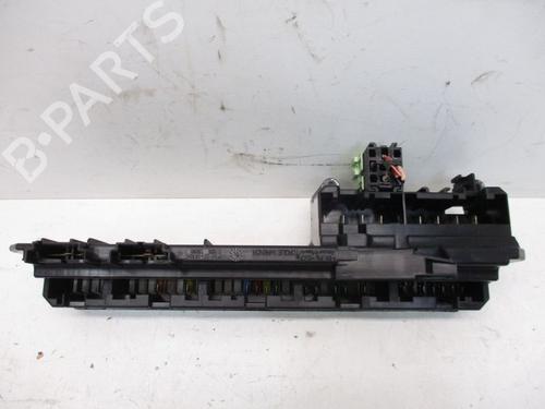 Fuse box BMW 5 (E60) 530 i | BP25224291E1