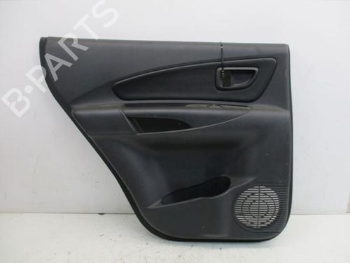 Verkleidung hinten links für HYUNDAI TUCSON (JM) 2.0 (141 hp) 30667906