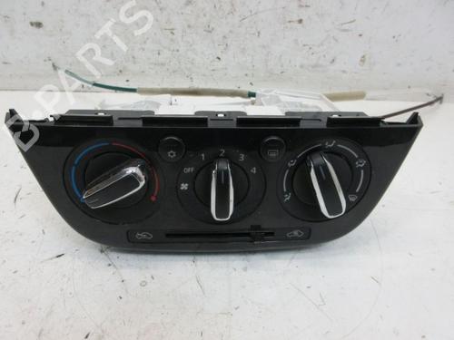 climate-control-mitsubishi-mirage-space-star-vi-hatchback-a0_a-2012-38505437 main image