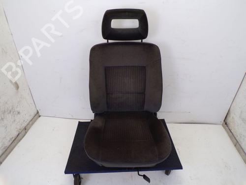 Used Right front seat AUDI 100 C3 Saloon (443, 444) 2.0 Cat (115 hp) 18800987