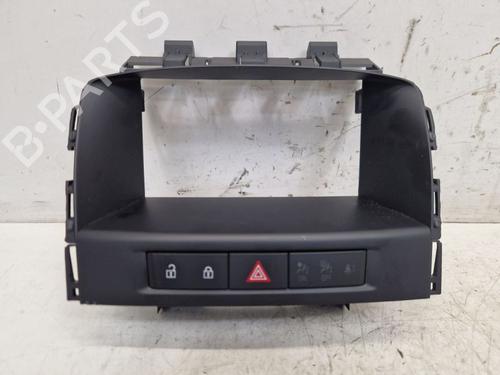 Used Wheel arch trim OPEL ASTRA J Sports Tourer (P10) 1.4 Turbo (35) (120 hp) 29101165