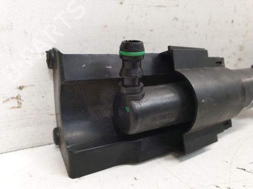 Washer pump FIAT 500 C (312_) 0.9 (312AG1A) | BP37147553E24 - Image 3