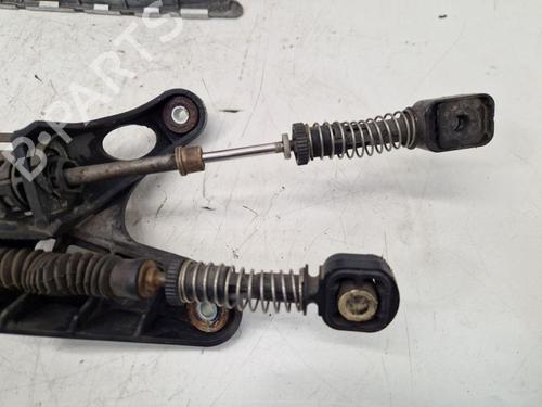 Shift knob VW GOLF PLUS V (5M1, 521) 1.9 TDI | BP37136052I34  - Image 9