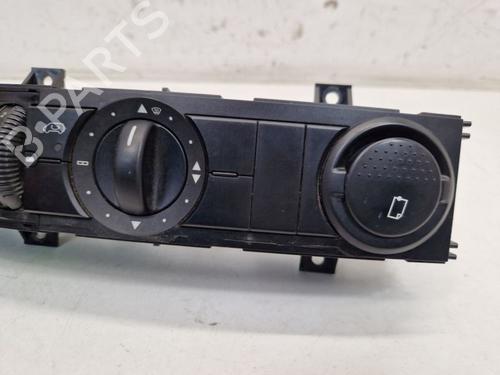 Climate control VW CRAFTER 30-50 Platform/Chassis (2F_) 2.5 TDI | BP37147709I5 - Image 4