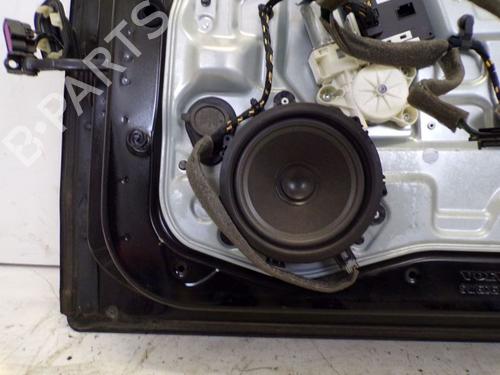 Right front door VOLVO V50 (545) 1.8 | BP29084823C3 