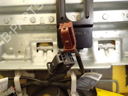 Left front seat BMW 3 Touring (E91) 330 i | BP18801655C15 