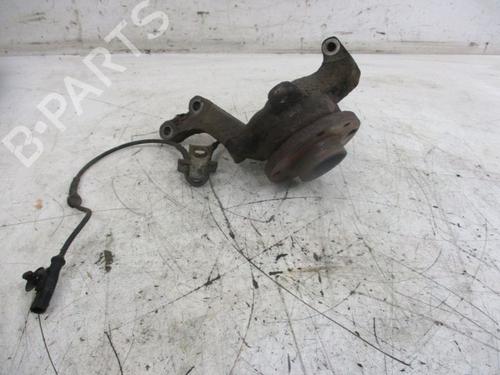 Used Right front steering knuckle DACIA SANDERO 1.2 16V (75 hp) 18797404