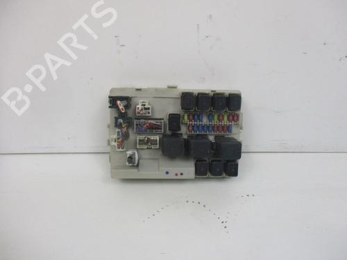 Used Fuse box Fuse box 38505012 38505012