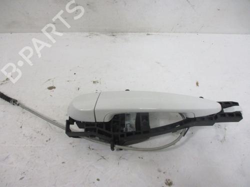 Used Front left exterior door handle BMW 1 (F20) 118 d (143 hp) 18796585