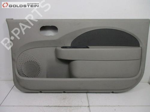 Høyre frontpanel RENAULT TWINGO II (CN0_) 1.2 16V (CN0K, CN0V, CN0A) (76 hp) 18789541