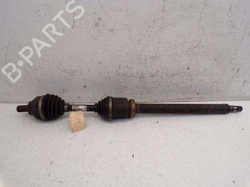Arbre de transmission avant droit Arbre de transmission avant droit 37124928 37124928