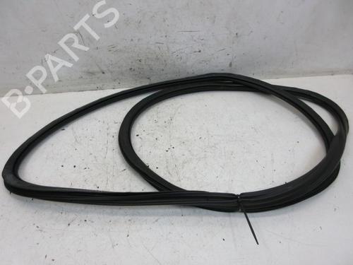 Used Rubber door seal AUDI A8 D4 (4H2, 4H8, 4HC, 4HL) 3.0 TDI quattro (250 hp) 19290512