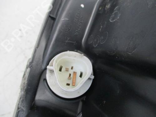 Right headlight KIA SORENTO I (JC) 3.5 V6 4WD | BP29086359C29 